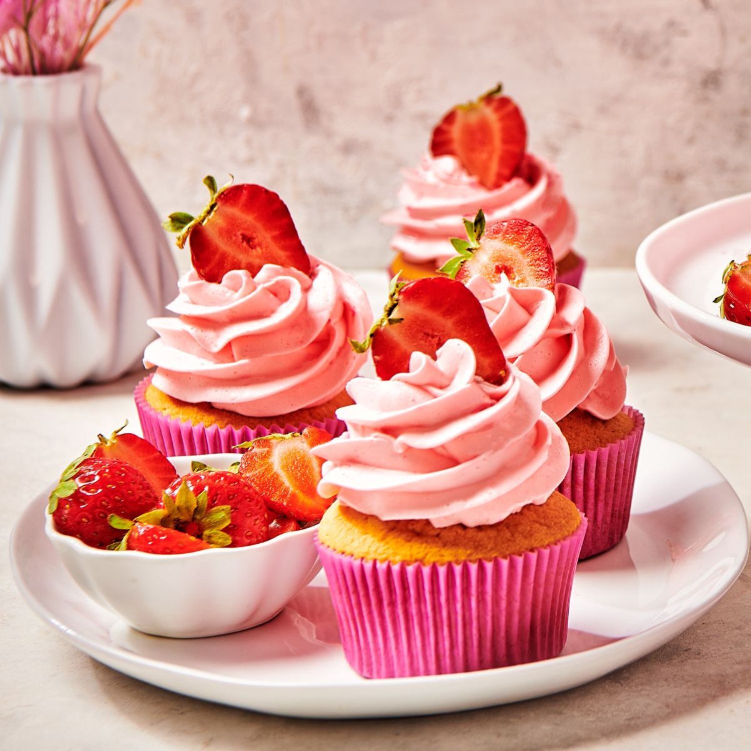 Preparado Funcakes Para Crema Encantada Fresa 450 G 2 Preparado Funcakes Para Crema Encantada Fresa 450 G - Imagen 2